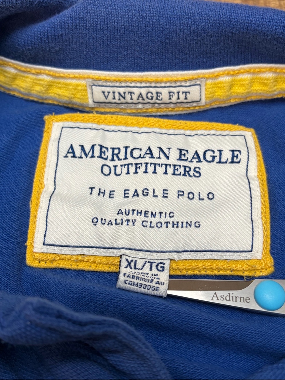 Y2K American Eagle Outfitters Men’s Royal Blue Polo with Yellow Accents - Picture 3 of 6